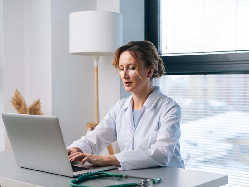 Online dermatology consultation session