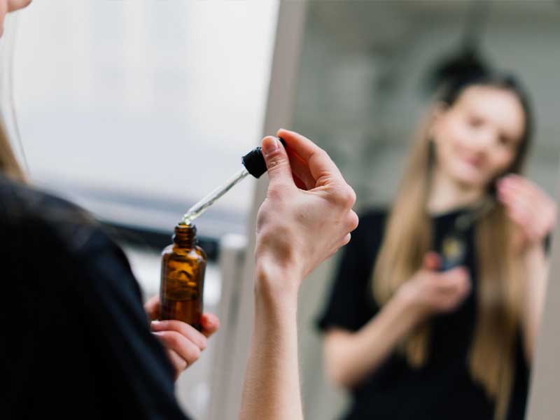 Applying Oil prevents dry scalp