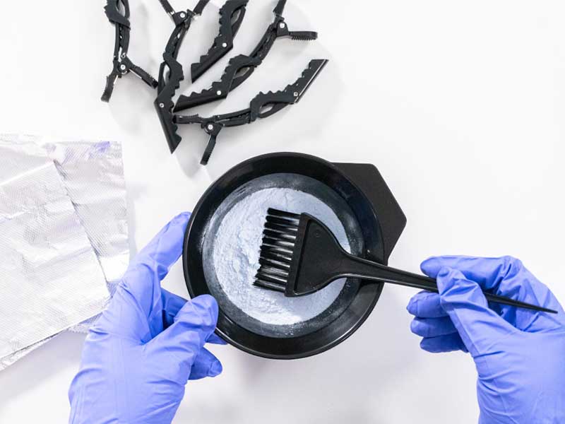 Different causes of dry scalp