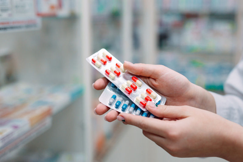 Antibiotics and isotretinoin acne treatment